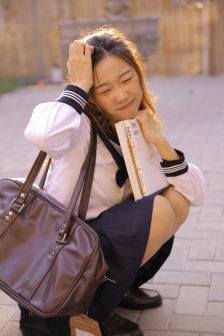 善良的邻居的妻子3